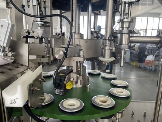 स्वचालित कम्पोजिट ट्यूब भरने और सीलिंग मशीन टूथपेस्ट भरने की मशीन