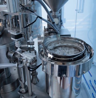 स्वचालित प्रीफिल सिरिंज भरने की मशीन 220V 380V CE प्रमाणित