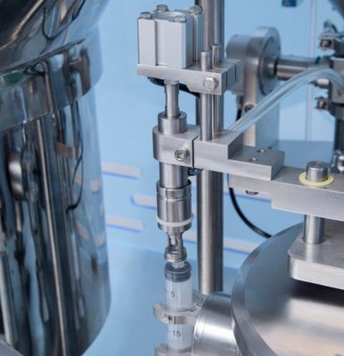 स्वचालित प्रीफिल सिरिंज भरने की मशीन 220V 380V CE प्रमाणित