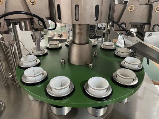 पालतू जानवरों के पूरक ट्यूब भरने सील पैकिंग मशीन