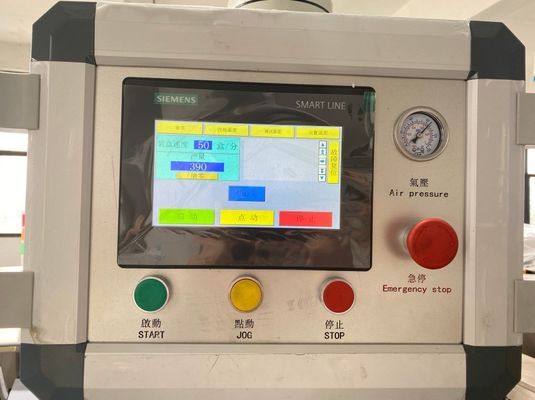 स्वचालित खाद्य कुकी स्नैक बॉक्स कार्टनिंग मशीन बॉक्स पैकिंग मशीन