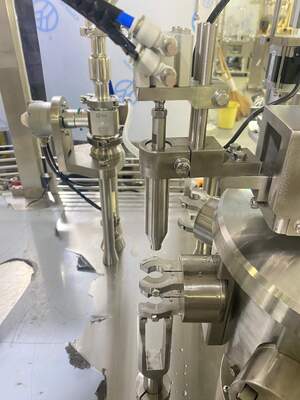 पशु चिकित्सा सिरिंज फिलिंग मशीन