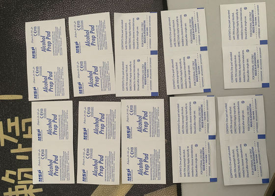 शराब तैयारी पैड पैकिंग मशीन क्षैतिज 4 साइड सील 300-500L / मिनट